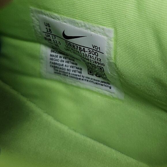NEW Nike 18 Air Zoom LEBRON NxxT Gen “Glitch” Ghost Green Max Sneaker Trainer